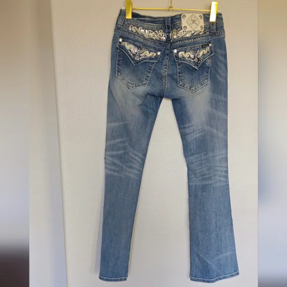 Miss Me Jeans - Picture 3 of 14